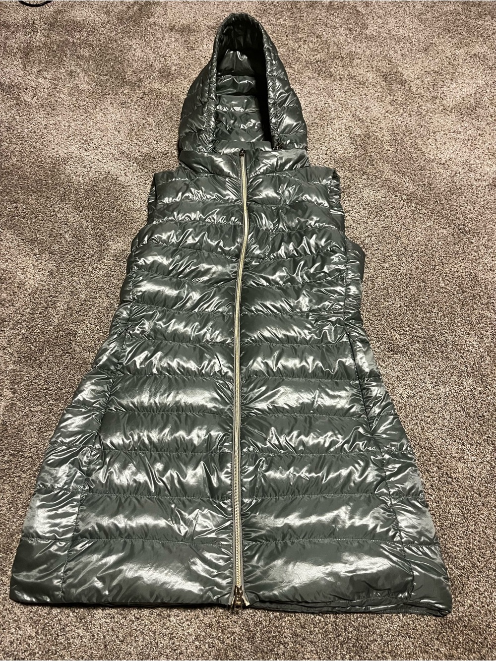 Women’s Herno Down Filled Serena Hooded Puffer Vest Size 42 (S) Sage Green